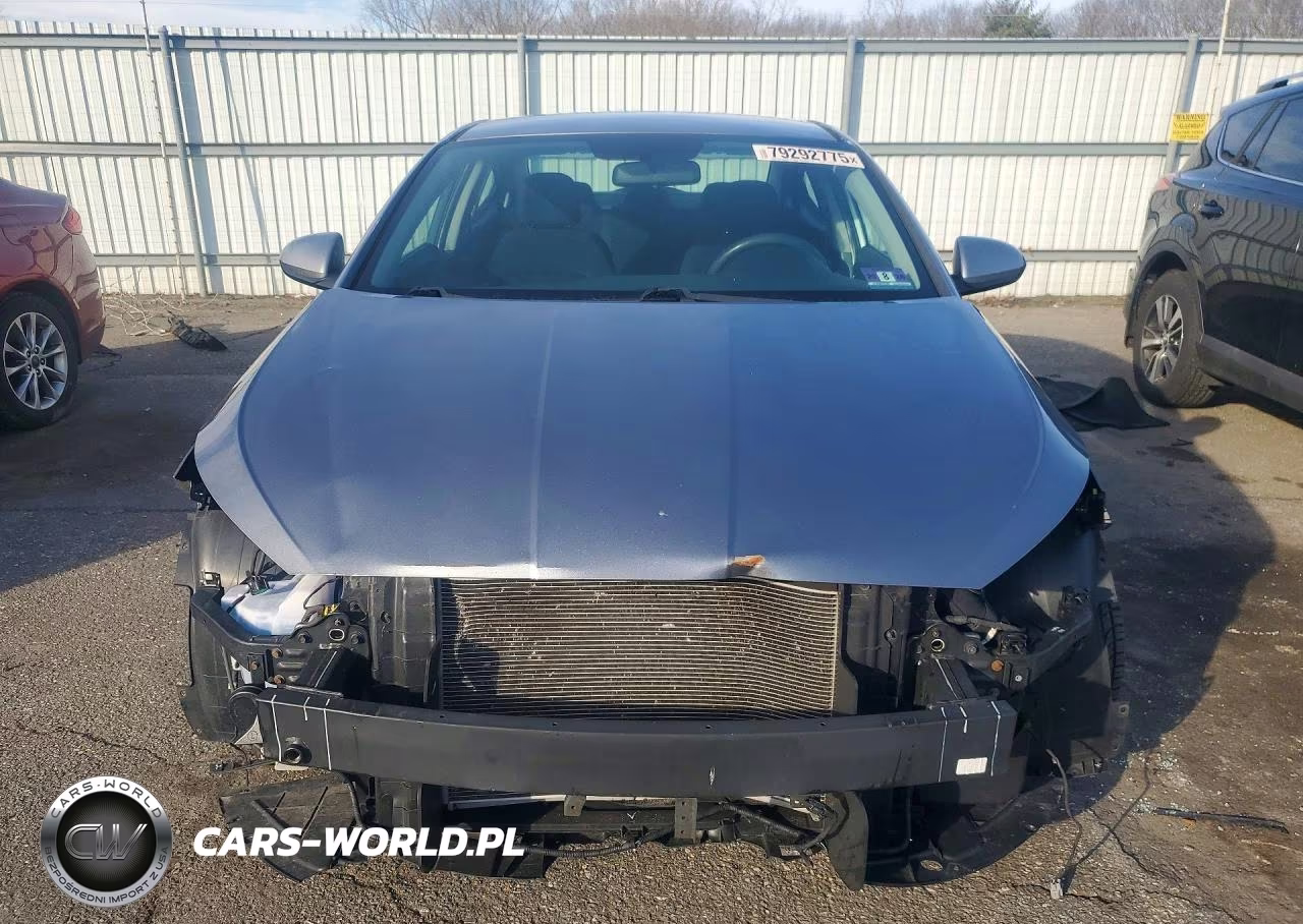 2019 Hyundai Elantra 4D VIN:KMHD74LF6KU812009 - 5