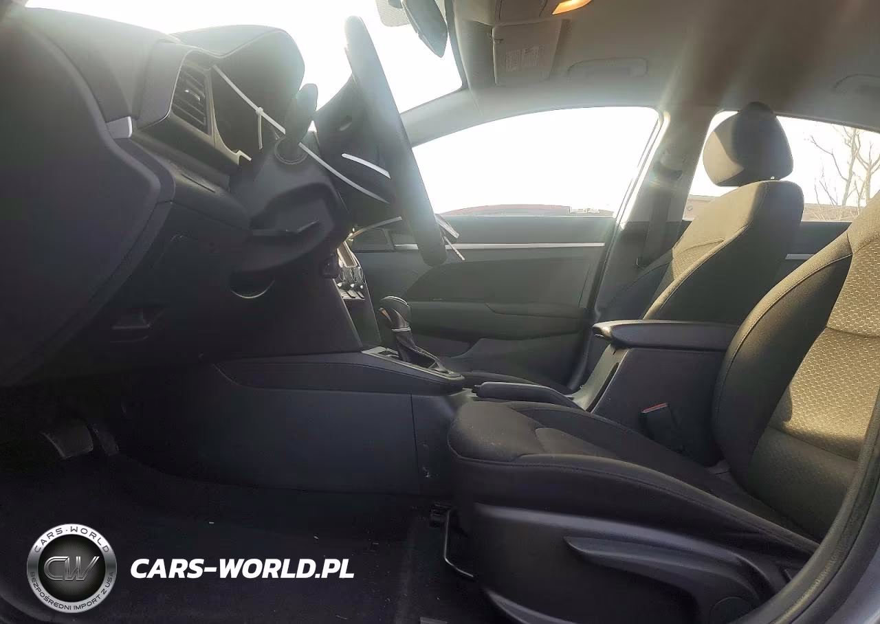 2019 Hyundai Elantra 4D VIN:KMHD74LF6KU812009 - 7