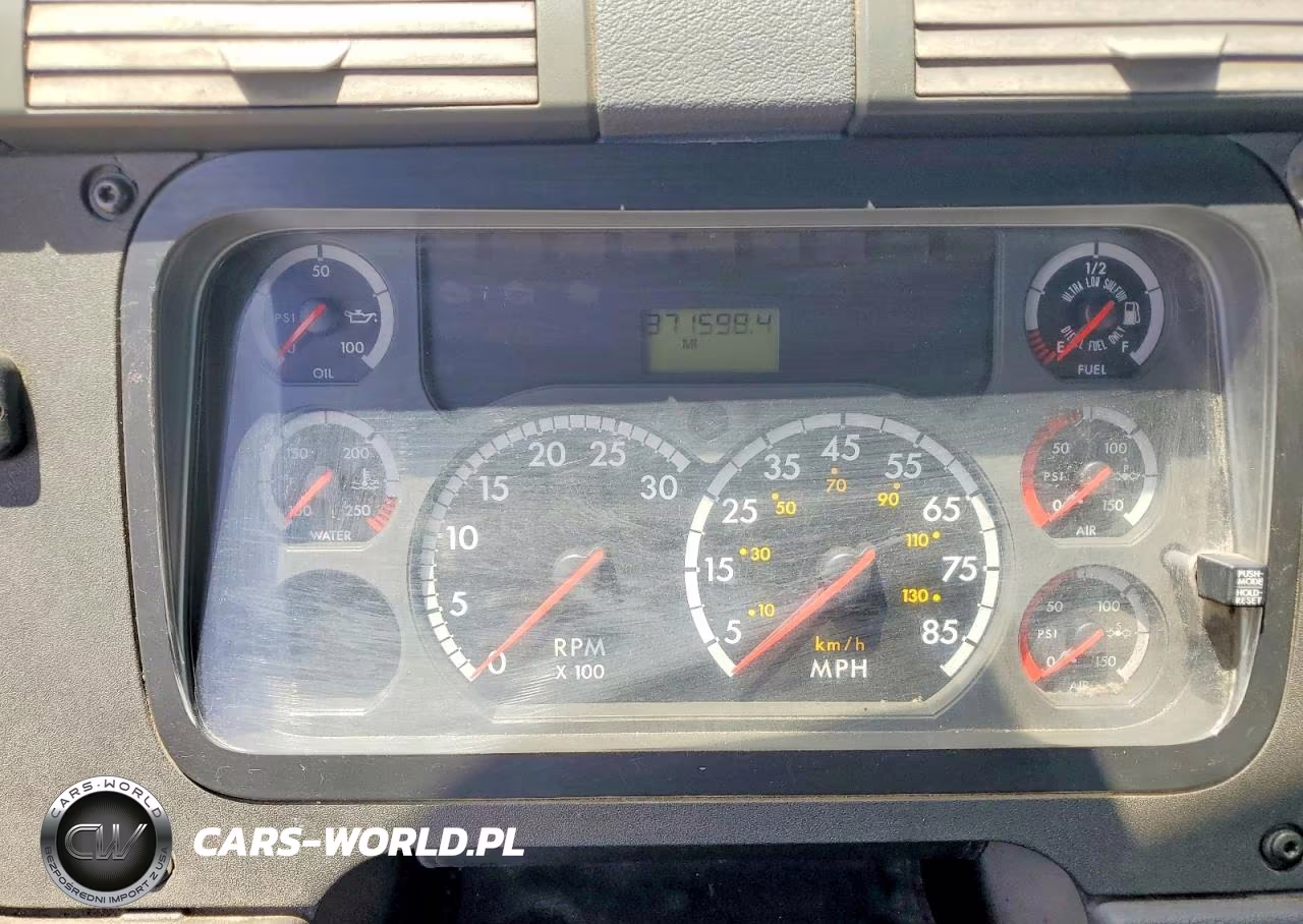 2009 Freightliner Cascadia Semi Truck VIN:1FUJGECK69LAL8088 - 8