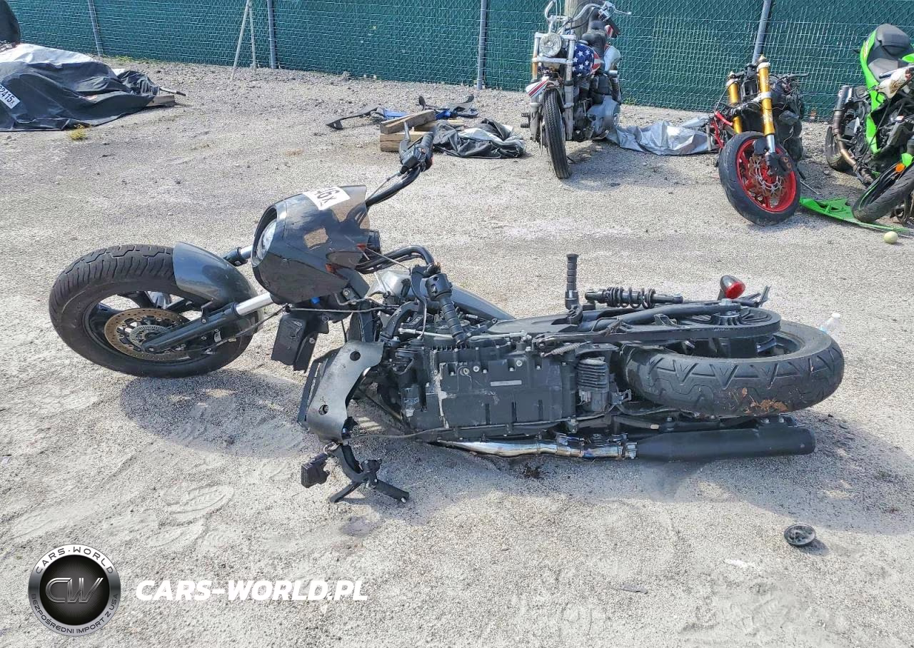 2021 Indian Motorcycle Co. Scout Bobber Sixty Abs VIN:56KMTA117M3176726 - 3