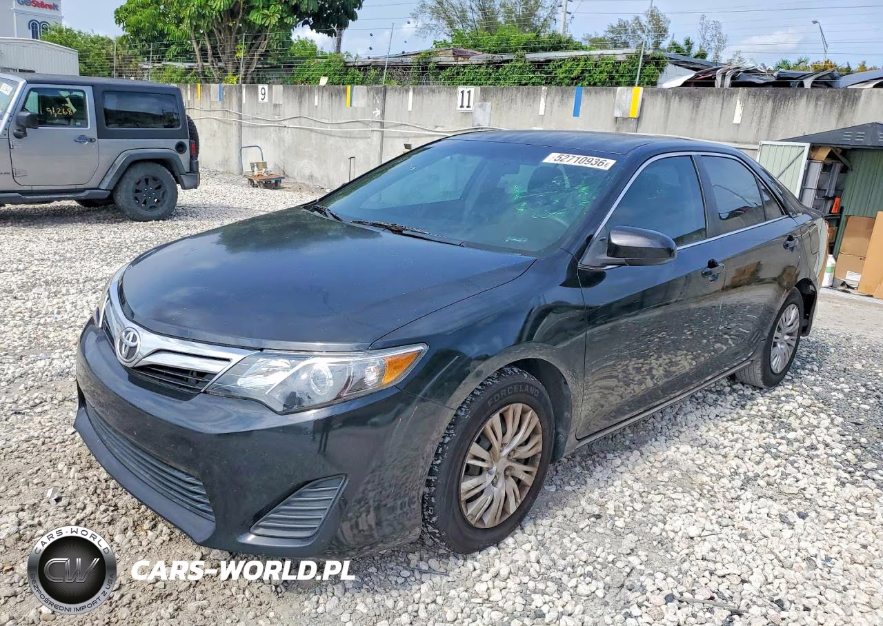2014 Toyota Camry Le