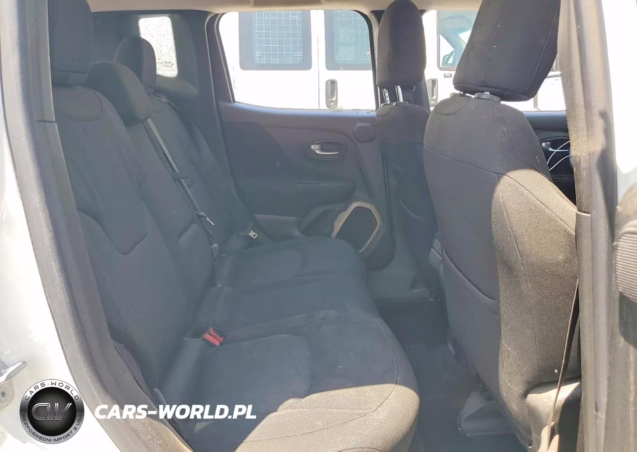 2015 Jeep Renegade Latitude VIN:ZACCJABT3FPC22235 - 10