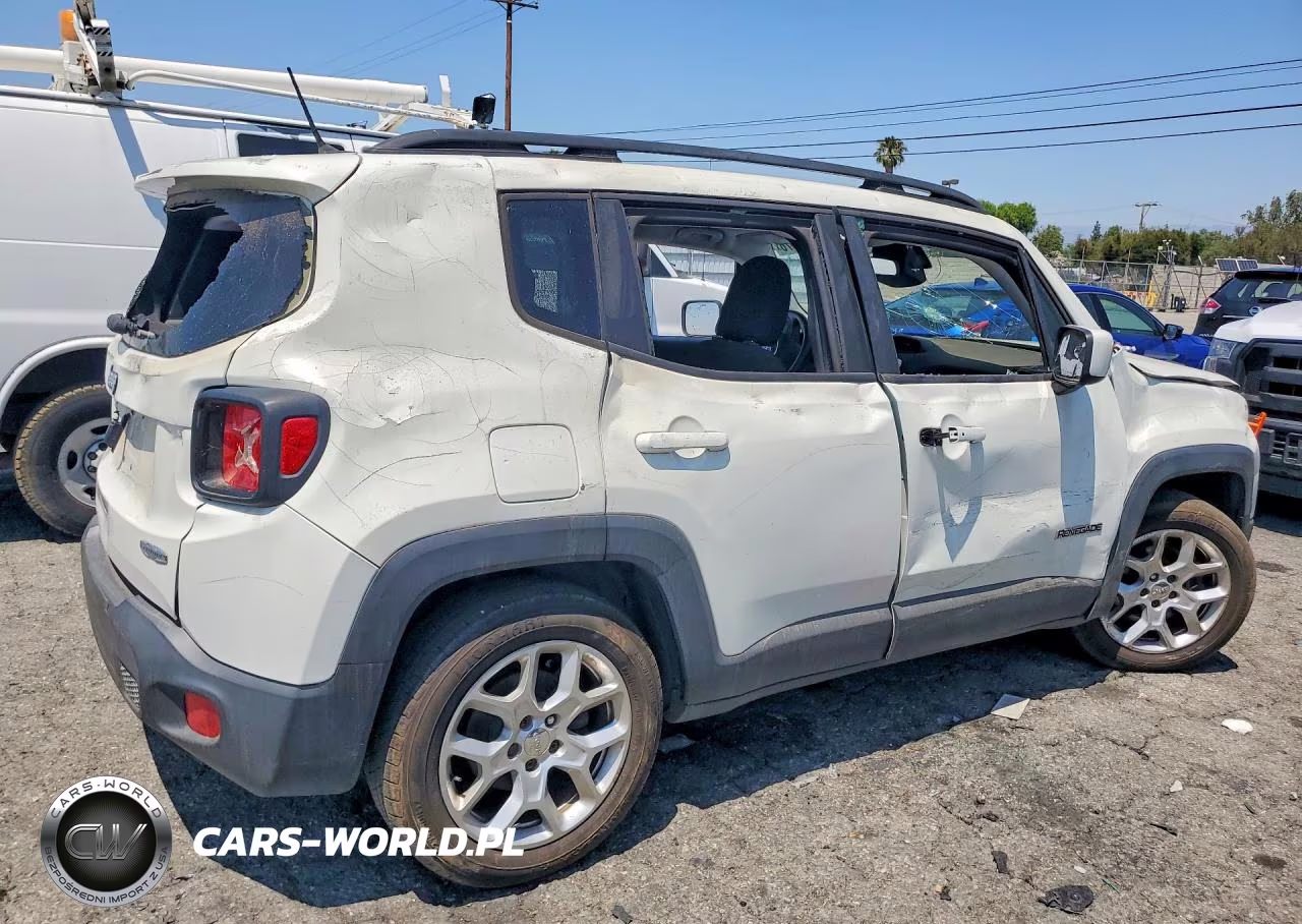 2015 Jeep Renegade Latitude VIN:ZACCJABT3FPC22235 - 3