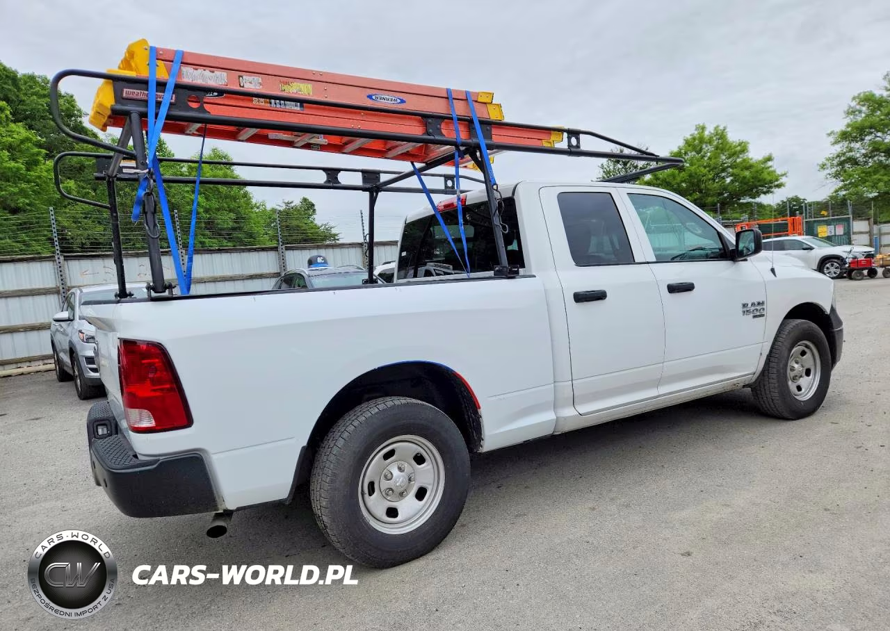 2023 Ram 1500 Classic Tradesman VIN:1C6RR7FG0PS551898 - 3