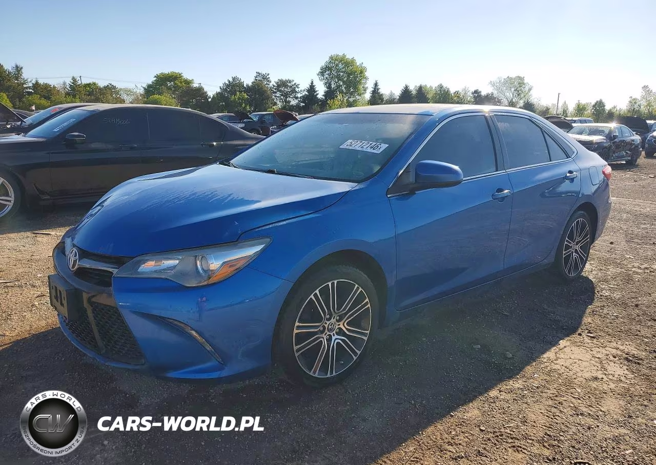 2016 Toyota Camry Special Edition