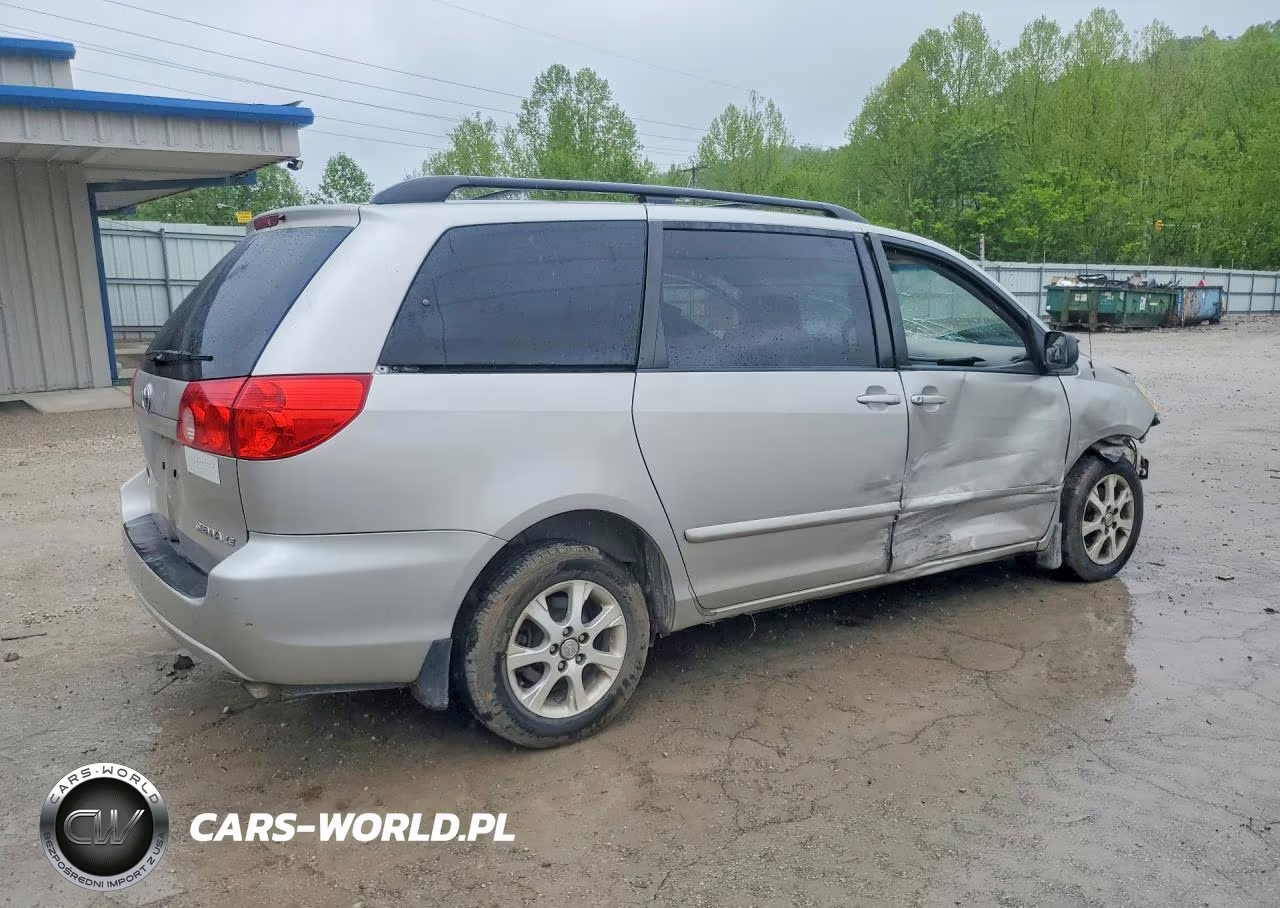 2009 Toyota Sienna Le 7-Passenger VIN:5TDZK23C39S281949 - 3