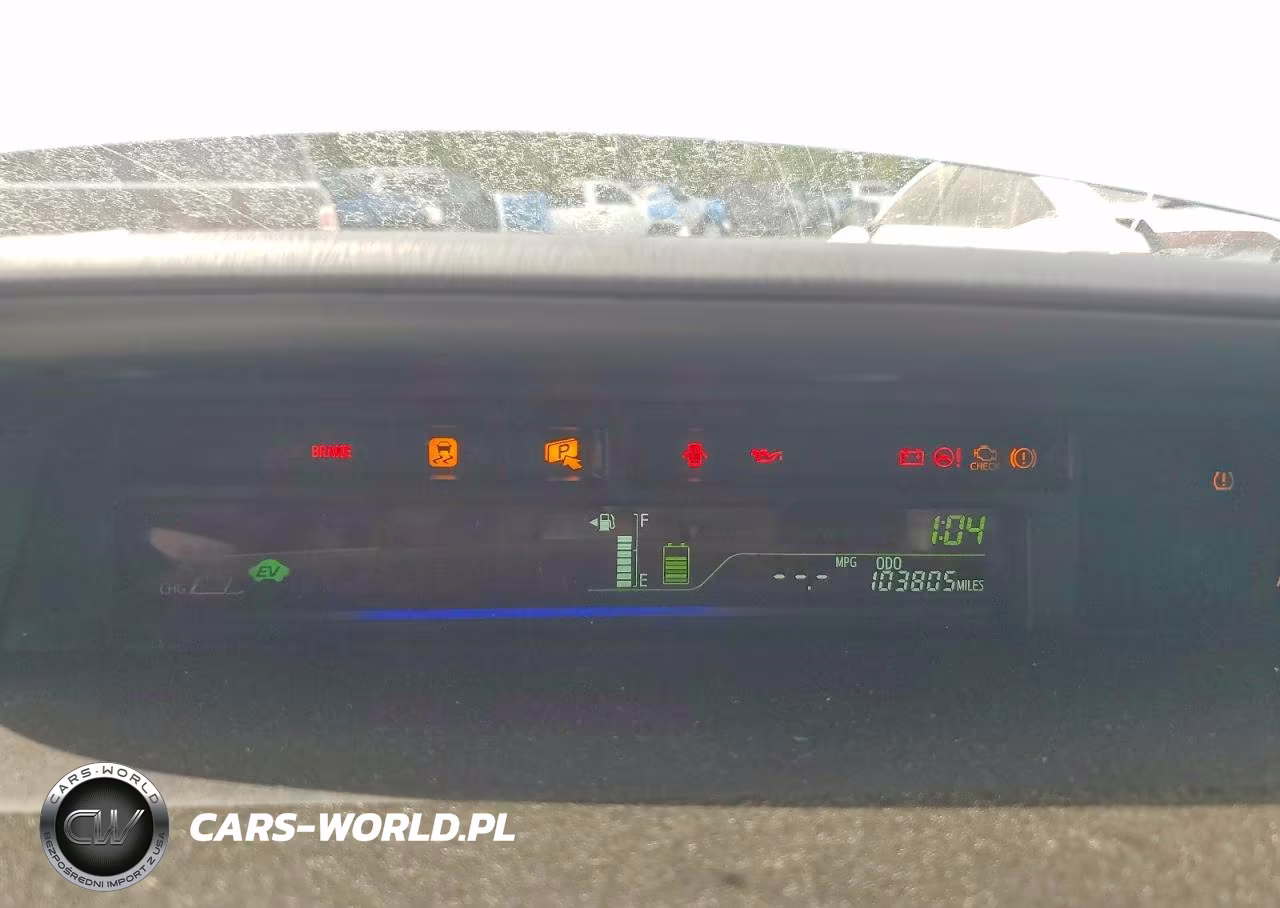 2014 Toyota Prius V Three VIN:JTDZN3EU9EJ012851 - 9