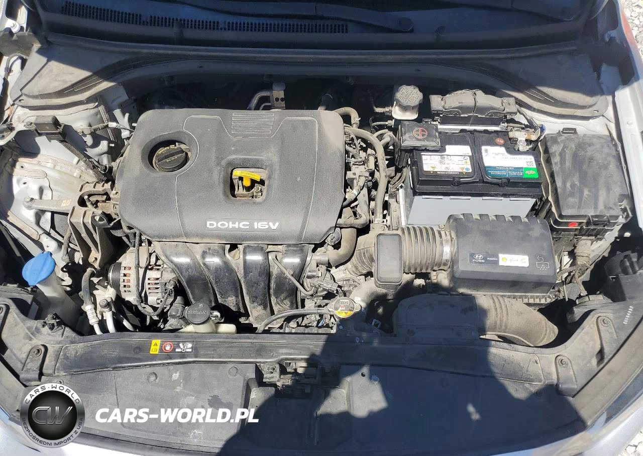 2018 Hyundai Elantra Value Edition VIN:5NPD84LF3JH214552 - 11