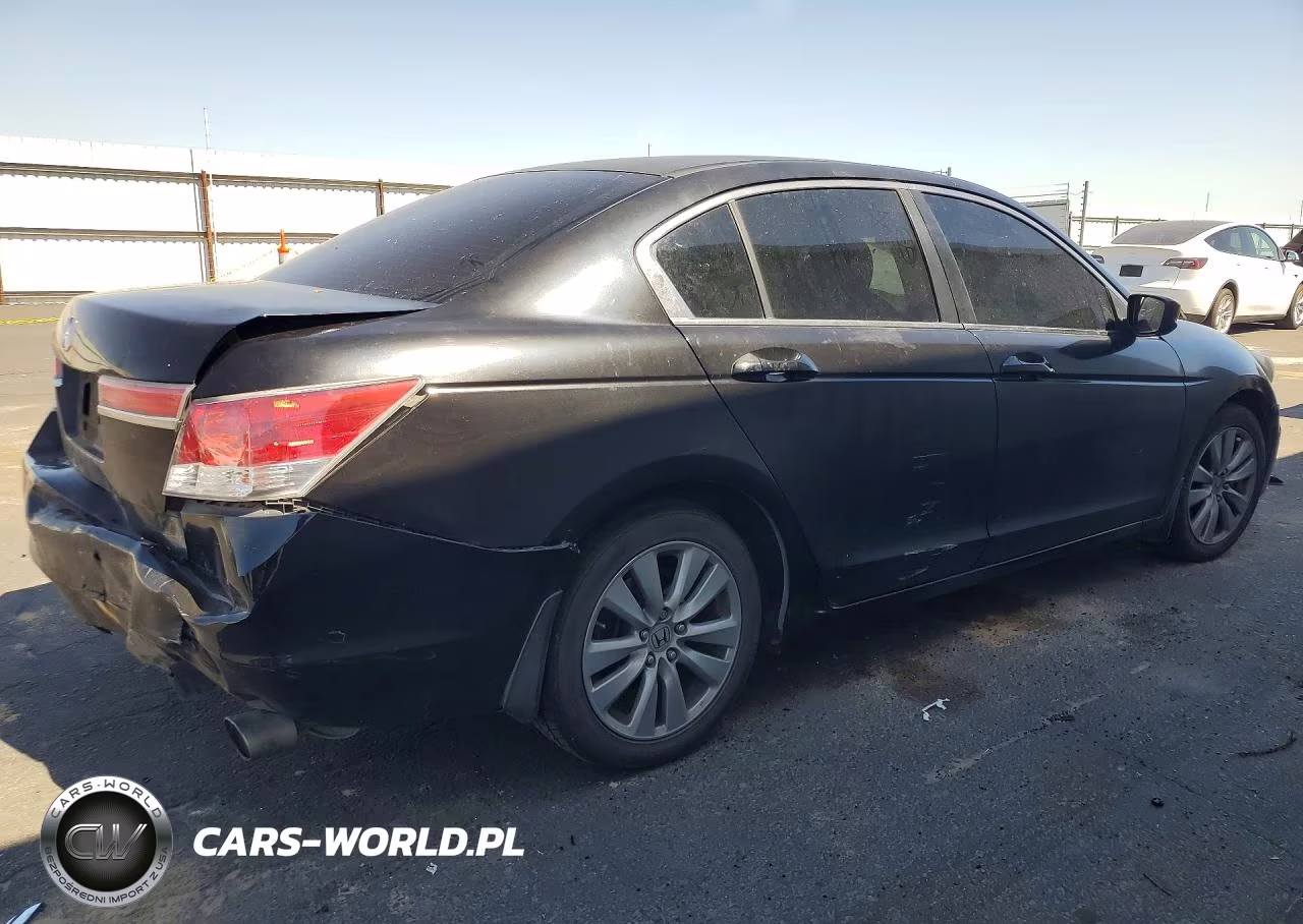 2011 Honda Accord Ex VIN:1HGCP2F77BA070358 - 3