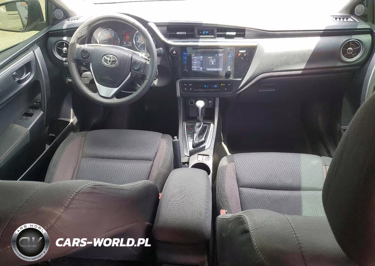 2017 Toyota Corolla Le VIN:5YFBURHE1HP644934 - 8