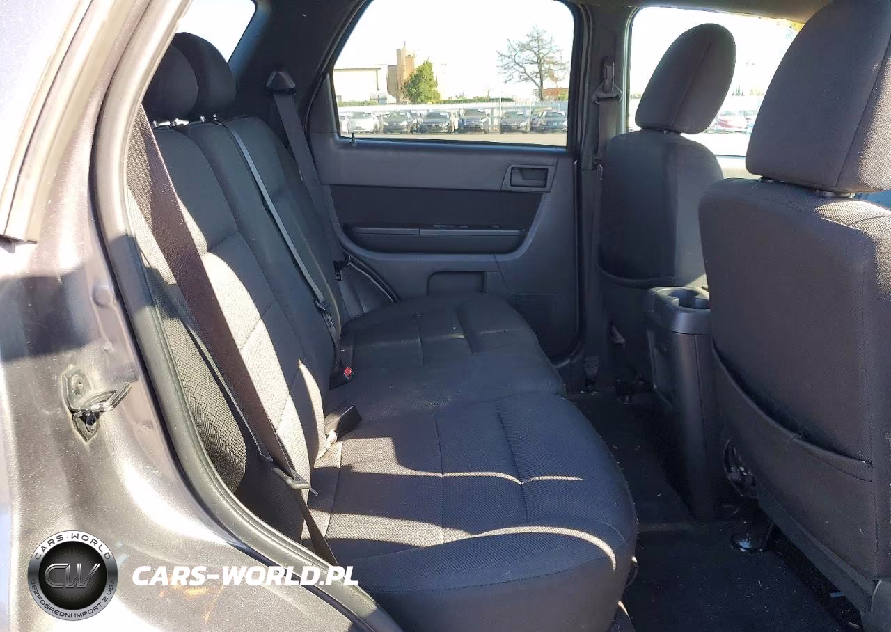 2009 Ford Escape Xlt VIN:1FMCU03719KB19957 - 11