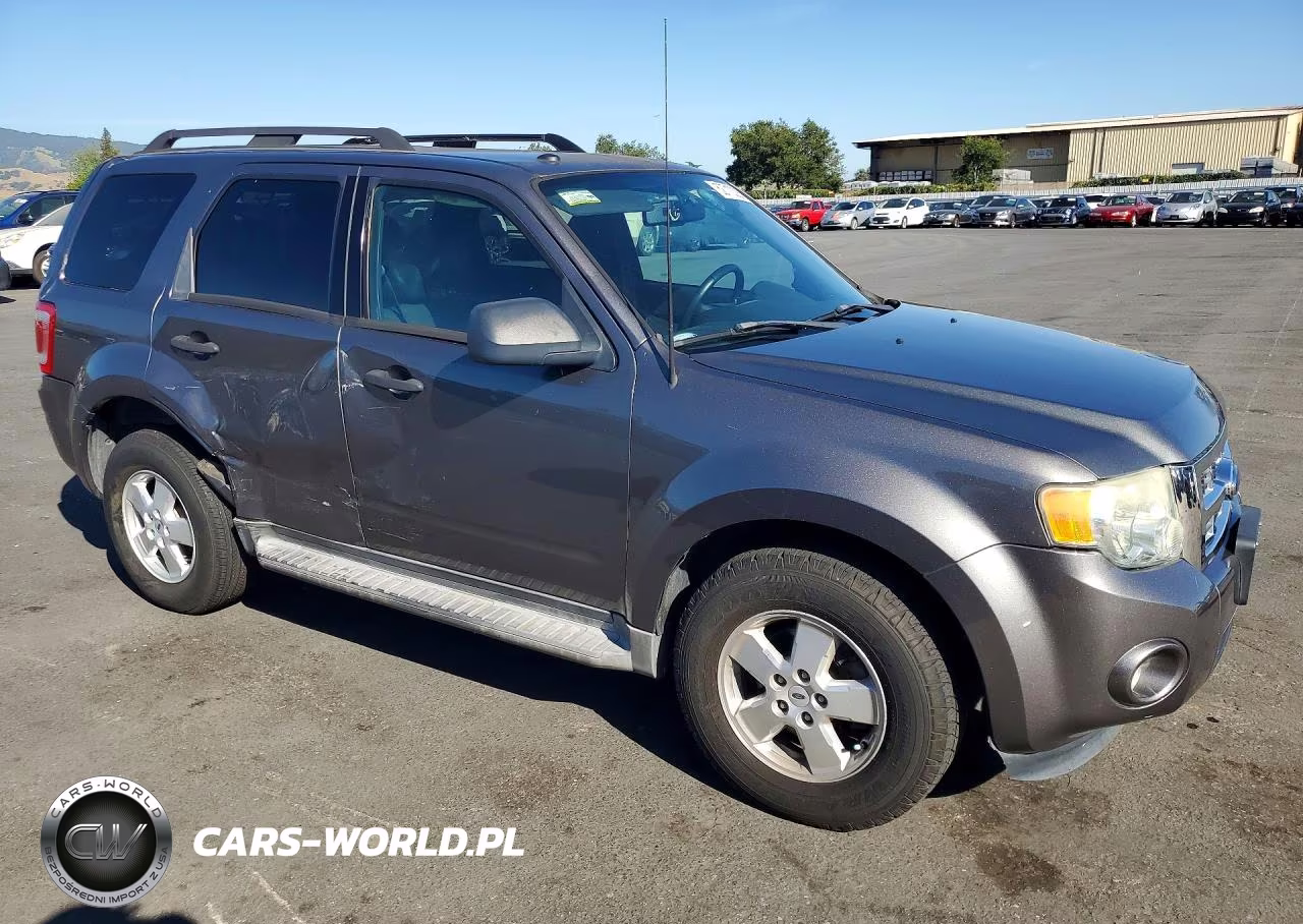 2009 Ford Escape Xlt VIN:1FMCU03719KB19957 - 4
