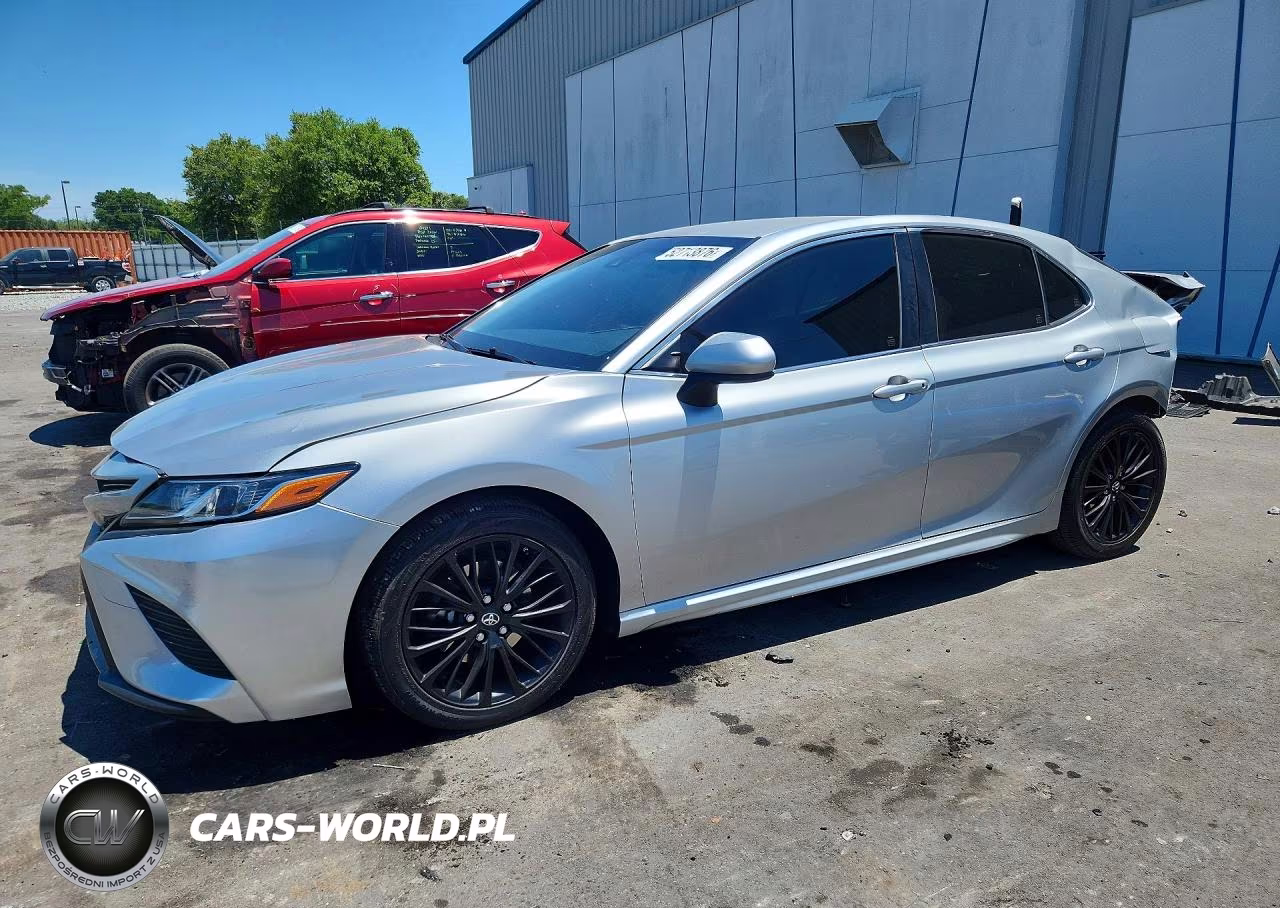 2018 Toyota Camry Se – zdjęcie 1 z 13