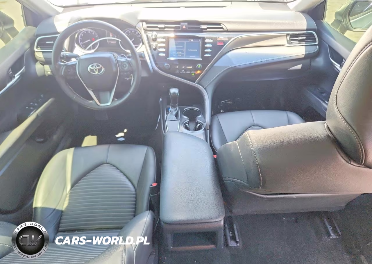 2018 Toyota Camry Se VIN:JTNB11HKXJ3048635 - 8
