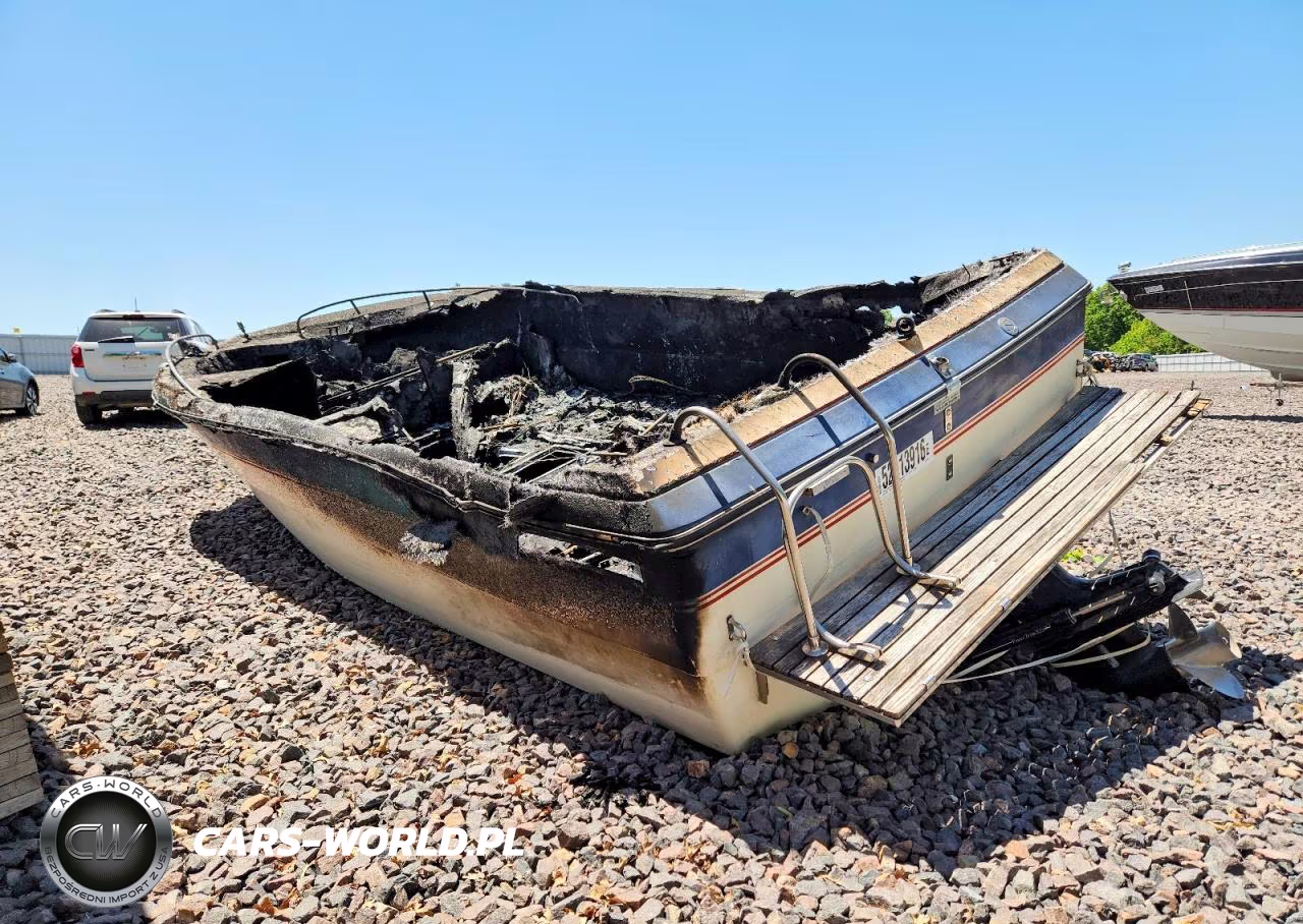 1987 Cobalt Boat VIN:FGE2B296F787 - 3