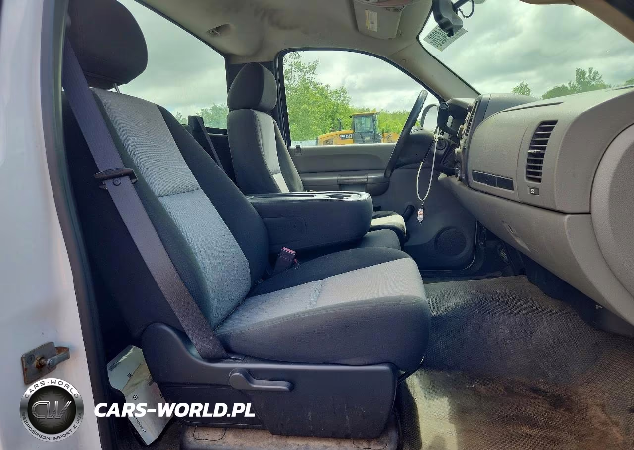 2009 Chevrolet Silverado C1500 VIN:1GCEC14X99Z140888 - 10