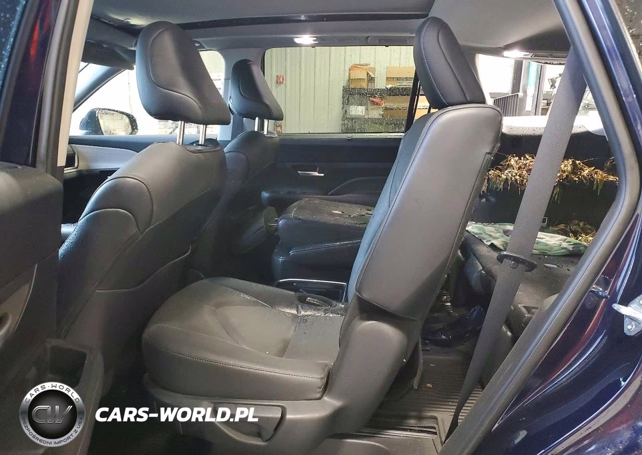 2024 Toyota Grand Highlander Platinum VIN:5TDAAAB52RS011401 - 11