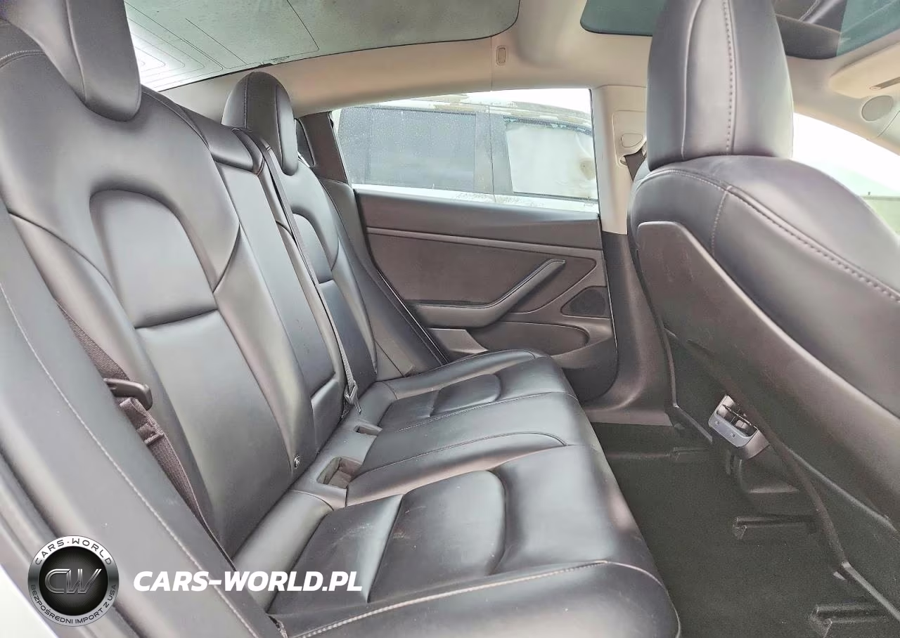 2020 Tesla Model 3 VIN:5YJ3E1EA4LF590957 - 11