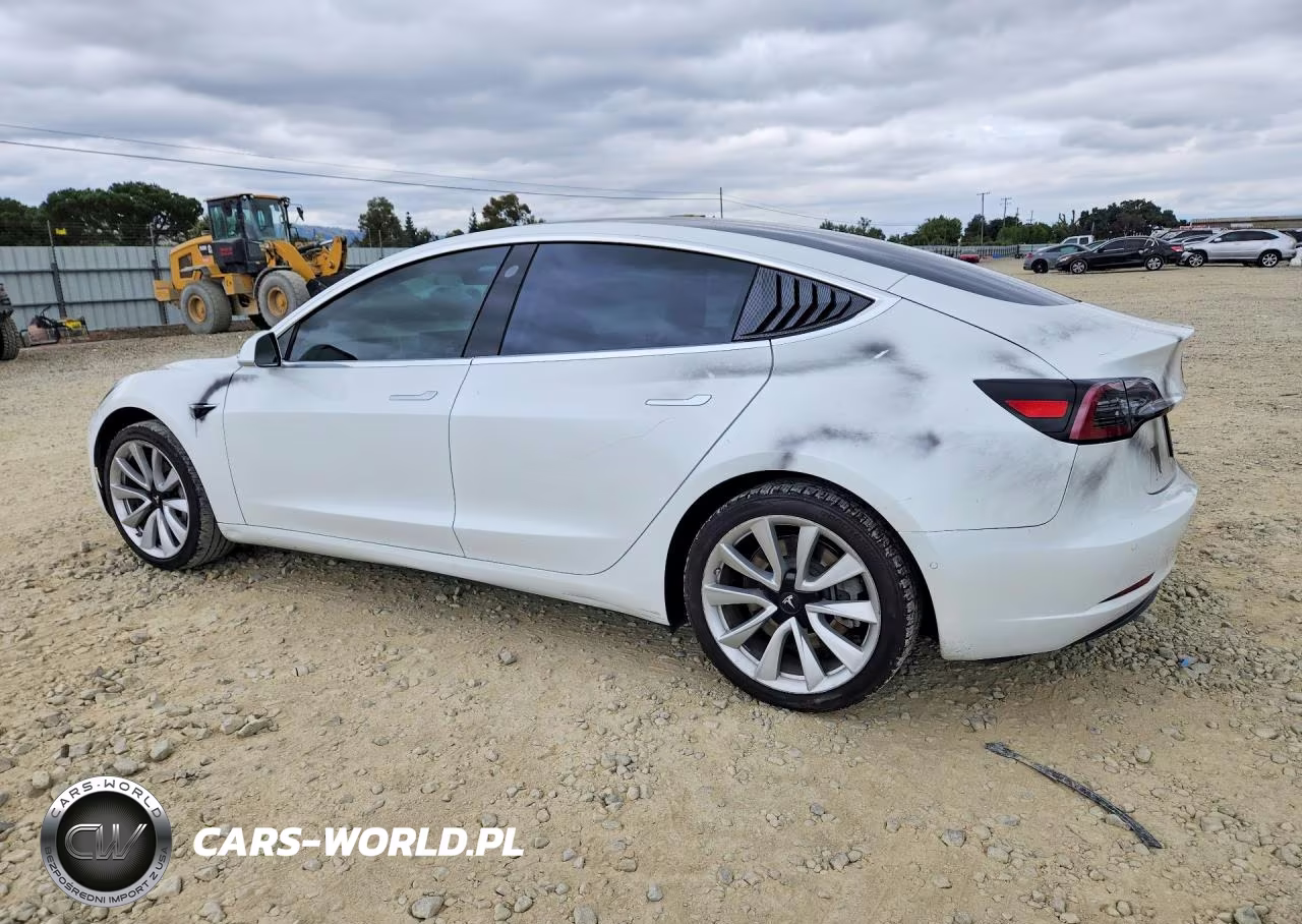 2020 Tesla Model 3 VIN:5YJ3E1EA4LF590957 - 2
