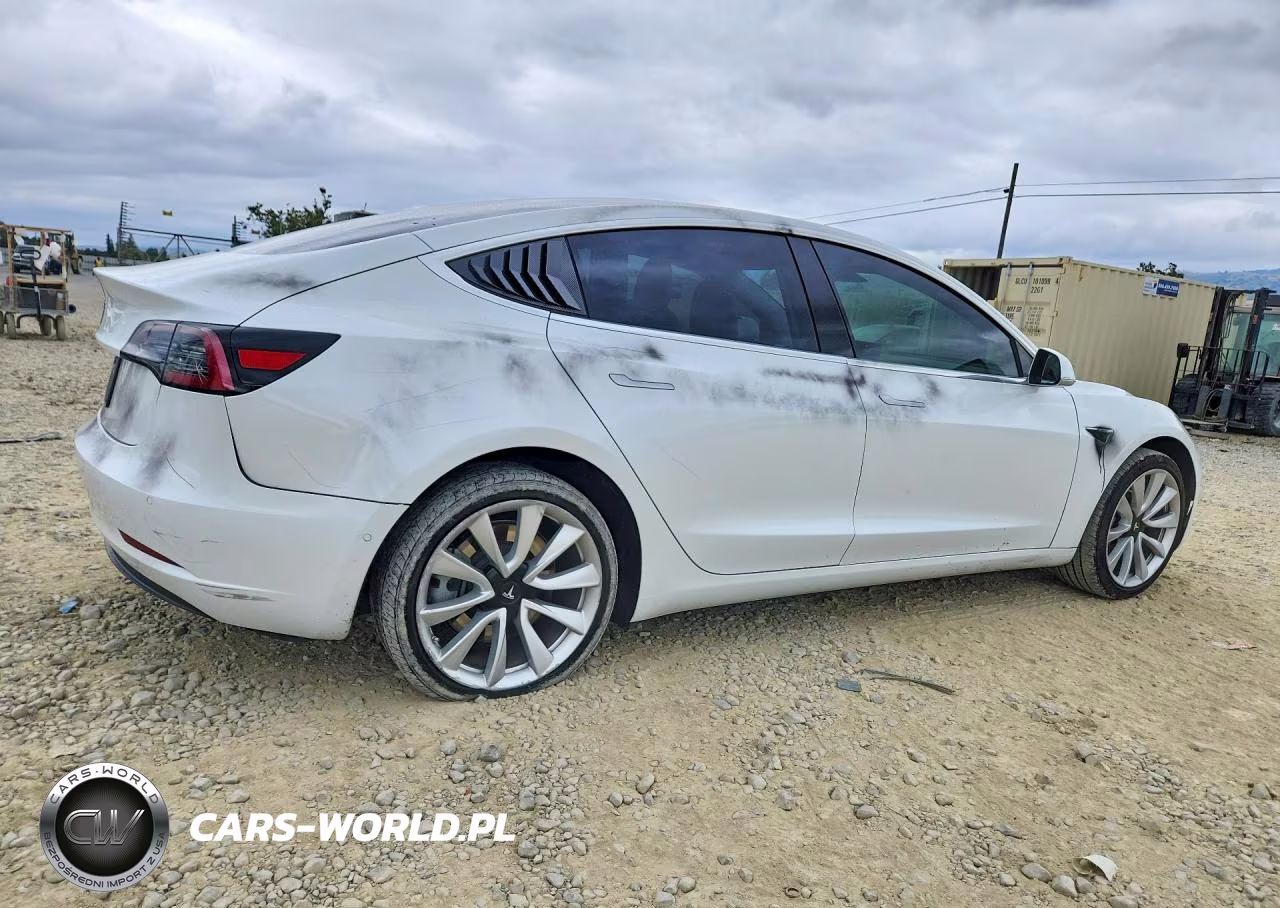 2020 Tesla Model 3 VIN:5YJ3E1EA4LF590957 - 3