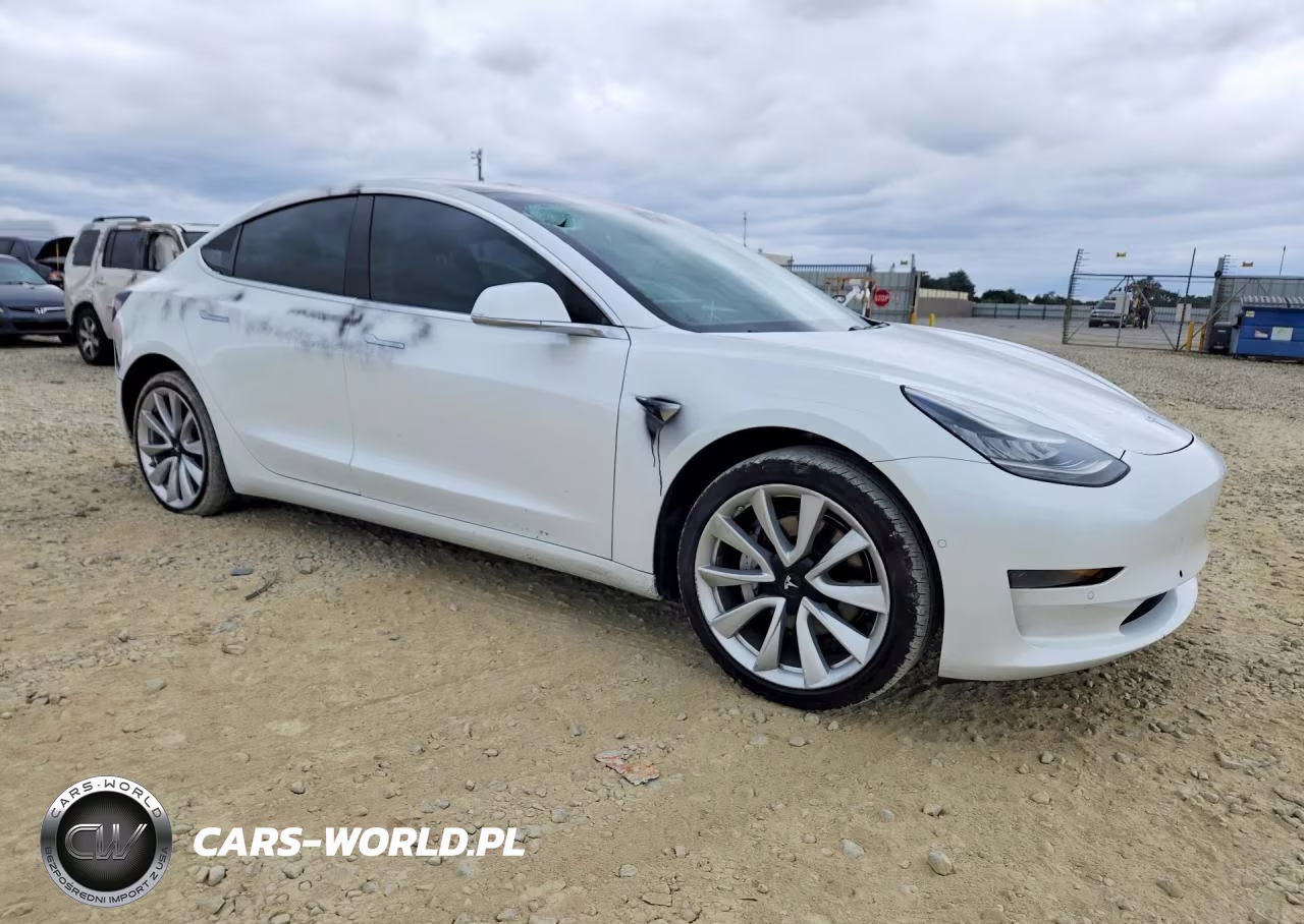 2020 Tesla Model 3 VIN:5YJ3E1EA4LF590957 - 4