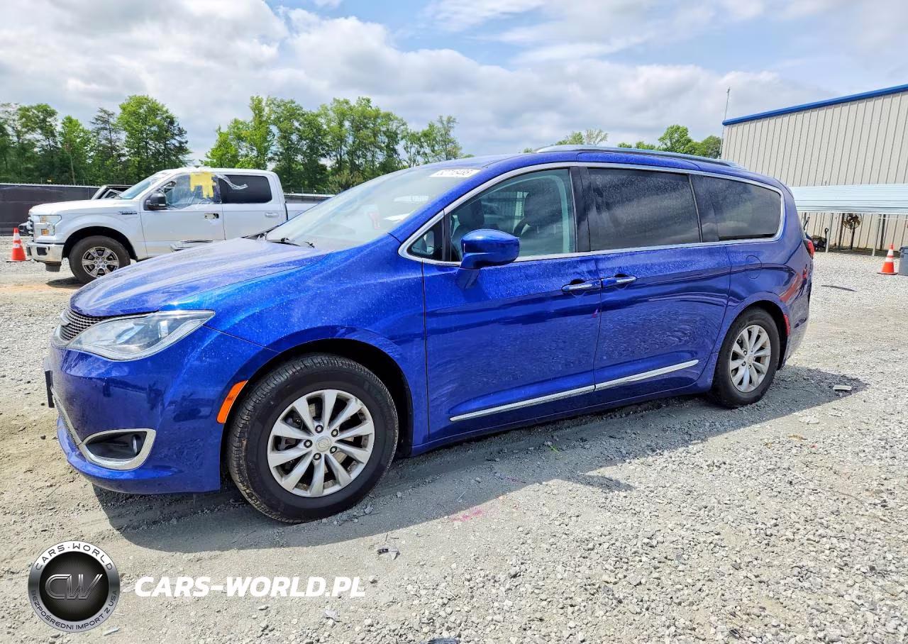 2018 Chrysler Pacifica Lx