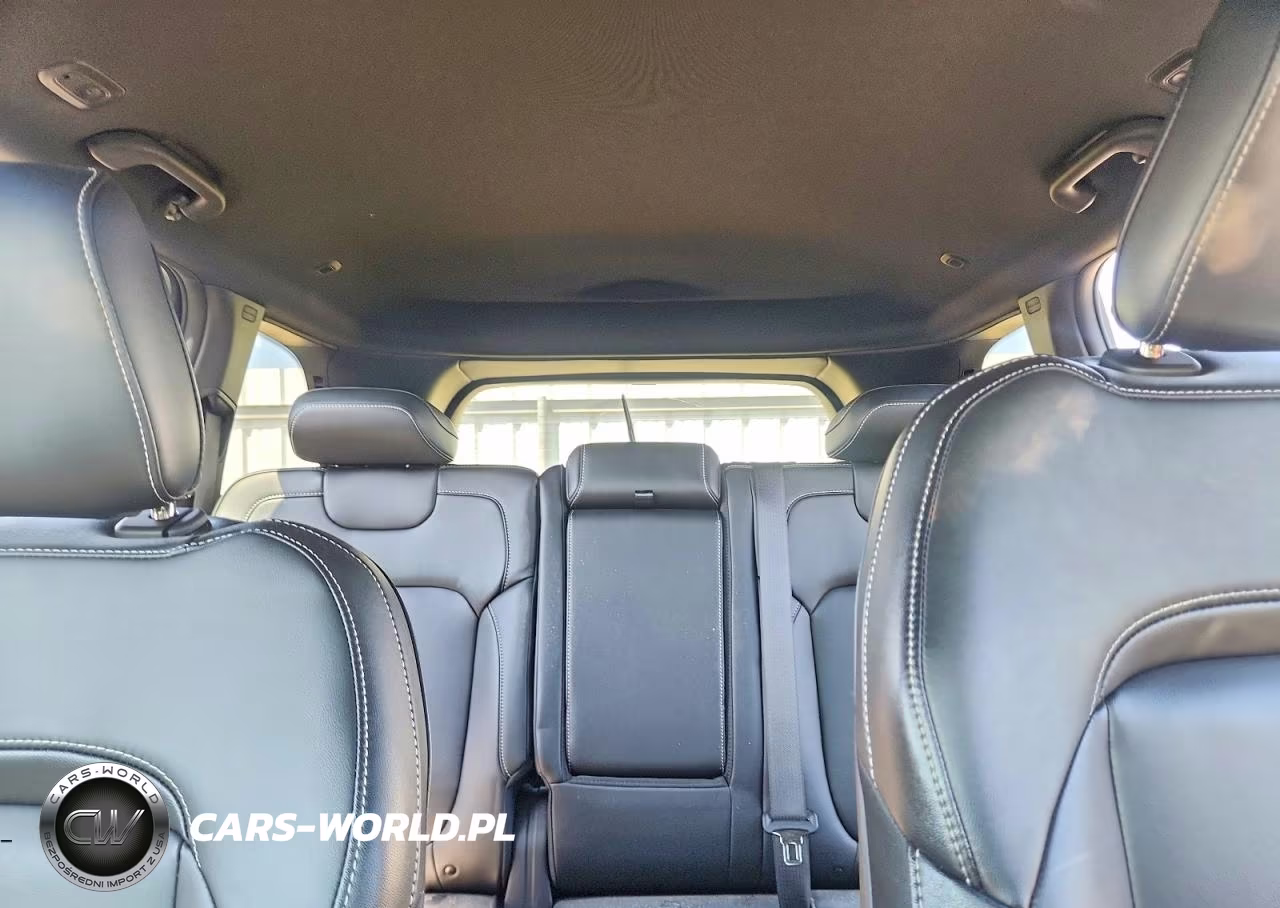 2025 Jeep Grand Cherokee Limited VIN:1C4RJHBGXSC301518 - 10