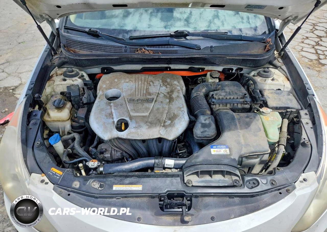 2013 Hyundai Sonata Hybrid VIN:KMHEC4A44DA072658 - 11