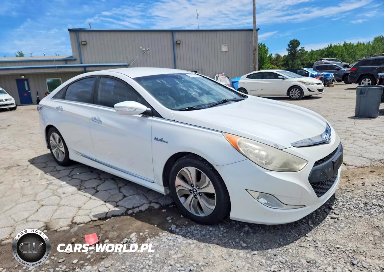 2013 Hyundai Sonata Hybrid VIN:KMHEC4A44DA072658 - 4
