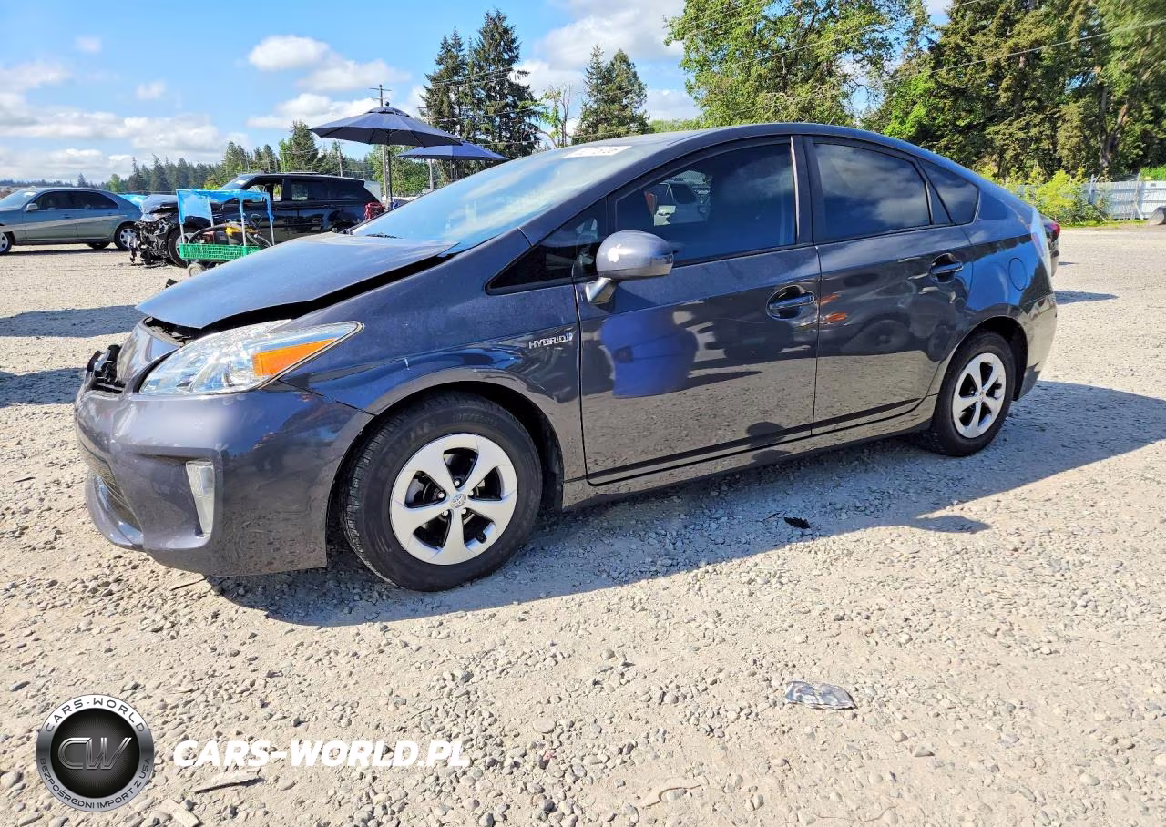 2015 Toyota Prius Two – zdjęcie 1 z 12