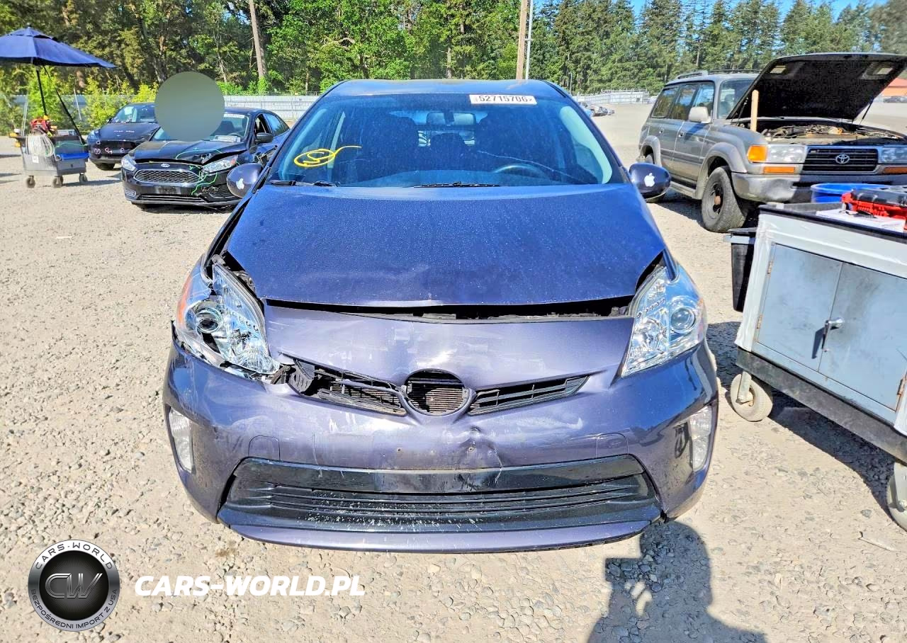 2015 Toyota Prius Two VIN:JTDKN3DUXF1918835 - 5