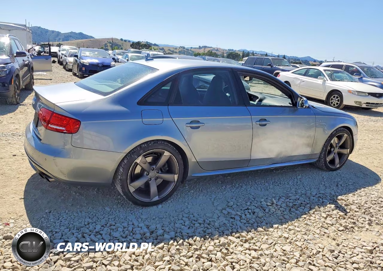 2011 Audi S4 Prestige VIN:WAUKGAFL8BA159273 - 3