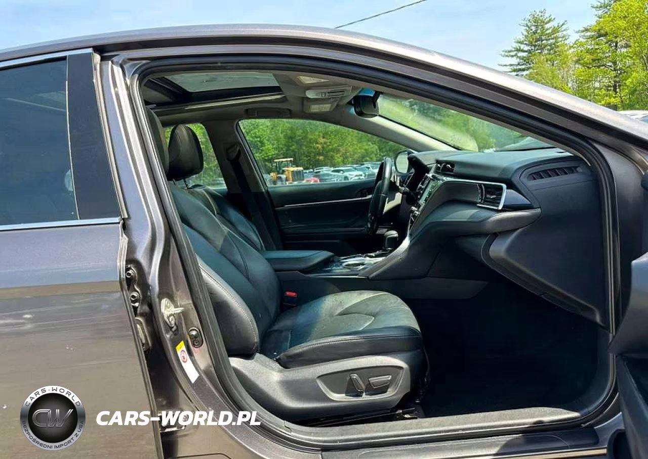 2018 Toyota Camry Xse VIN:4T1B61HK3JU062288 - 5