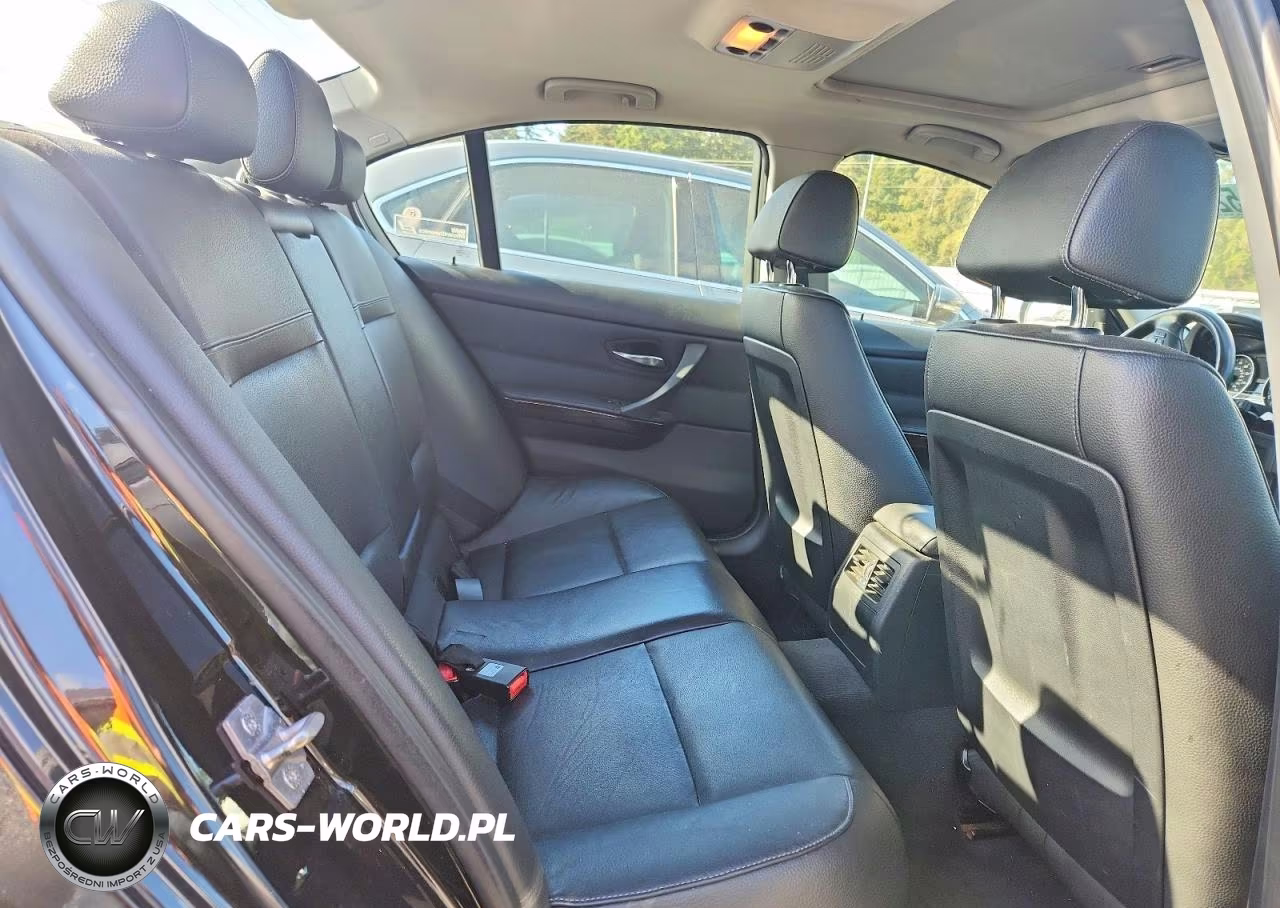 2011 BMW 335 Xi VIN:WBAPL5G58BNN22222 - 10