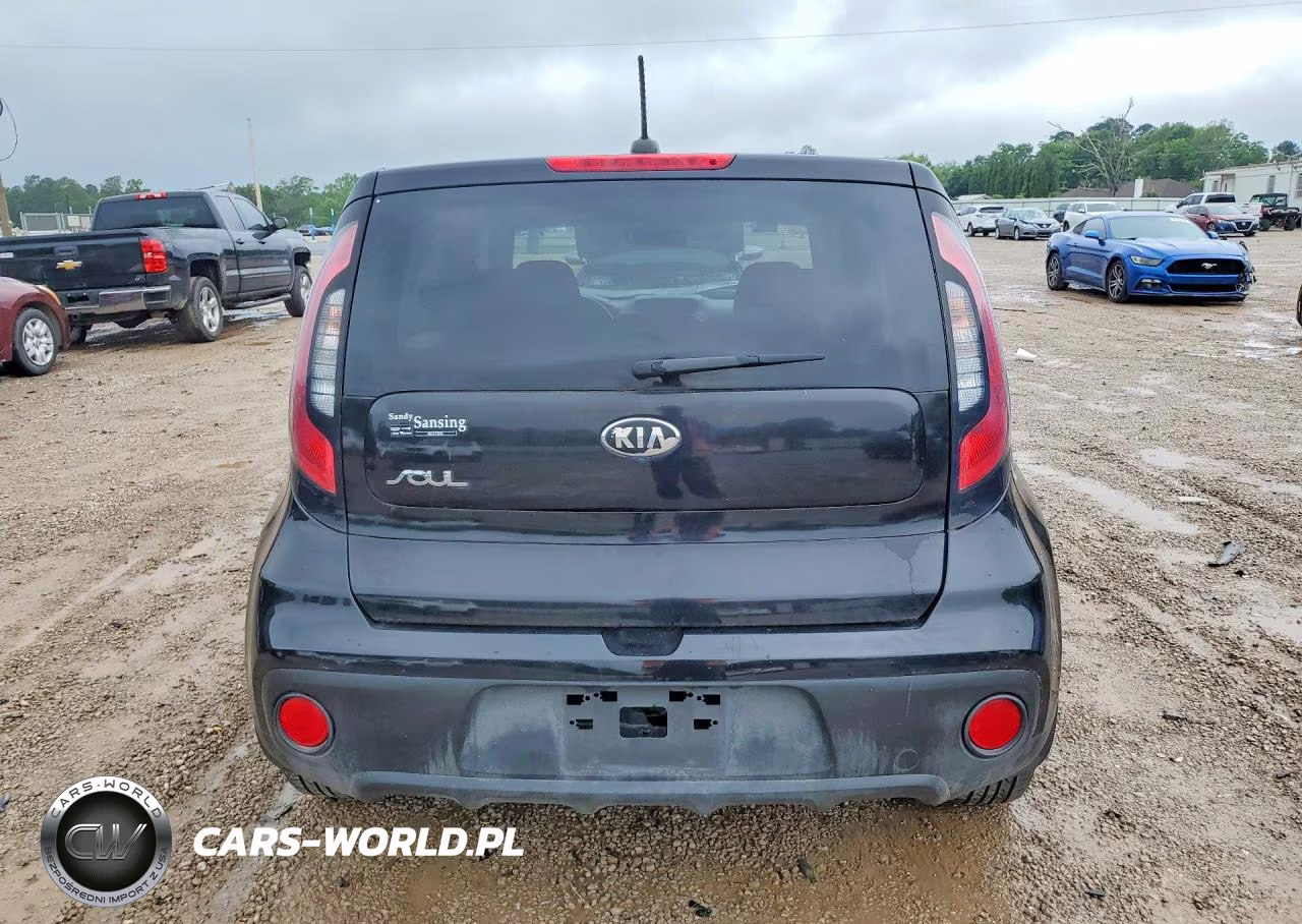 2018 Kia Soul Base VIN:KNDJN2A27J7903837 - 6