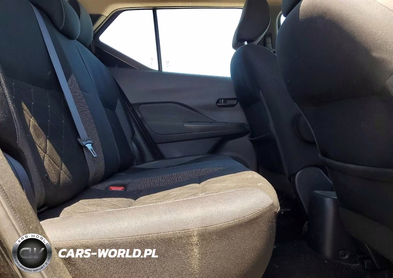 2019 Nissan Kicks S VIN:3N1CP5CU0KL514282 - 11