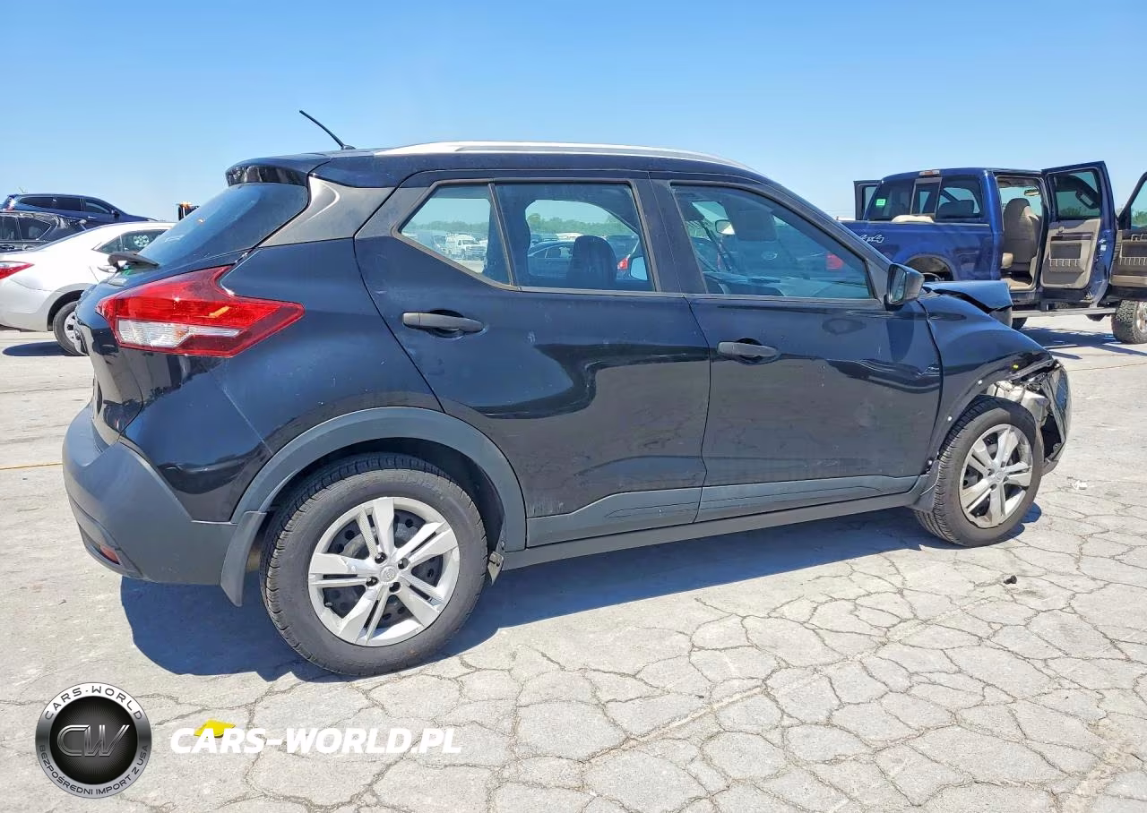 2019 Nissan Kicks S VIN:3N1CP5CU0KL514282 - 3
