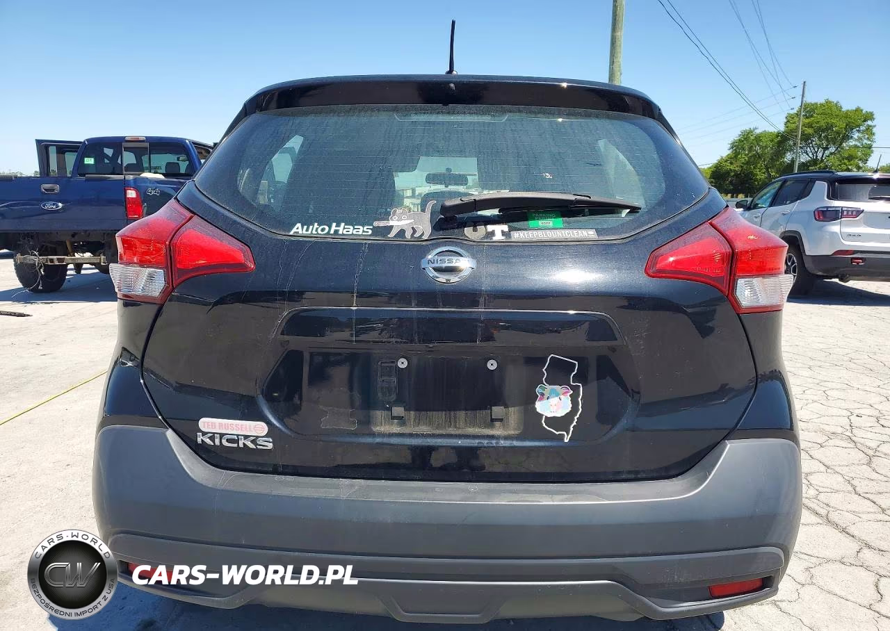 2019 Nissan Kicks S VIN:3N1CP5CU0KL514282 - 6