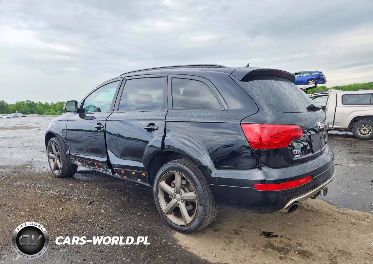 2015 Audi Q7 Premium Plus VIN:WA1LGAFE5FD025022 - 2