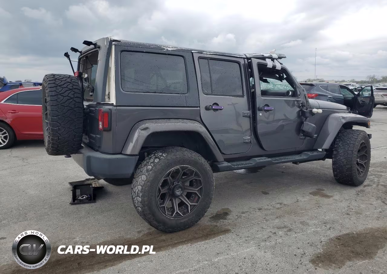 2018 Jeep Wrangler Unlimited Sahara VIN:1C4BJWEG9JL856329 - 3