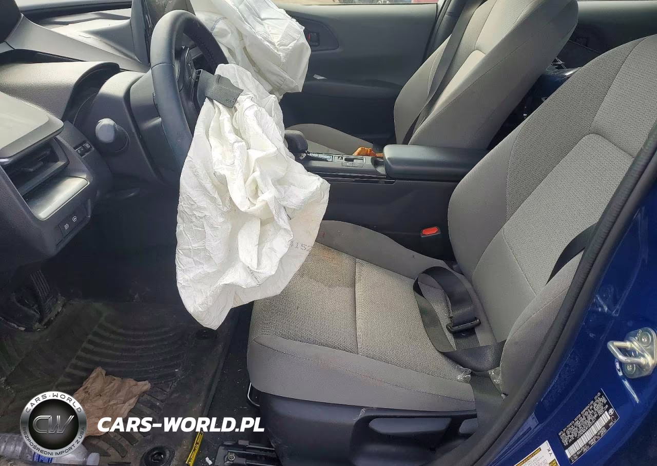 2026 Toyota Prius Le VIN:JTDADABU4T3031611 - 7