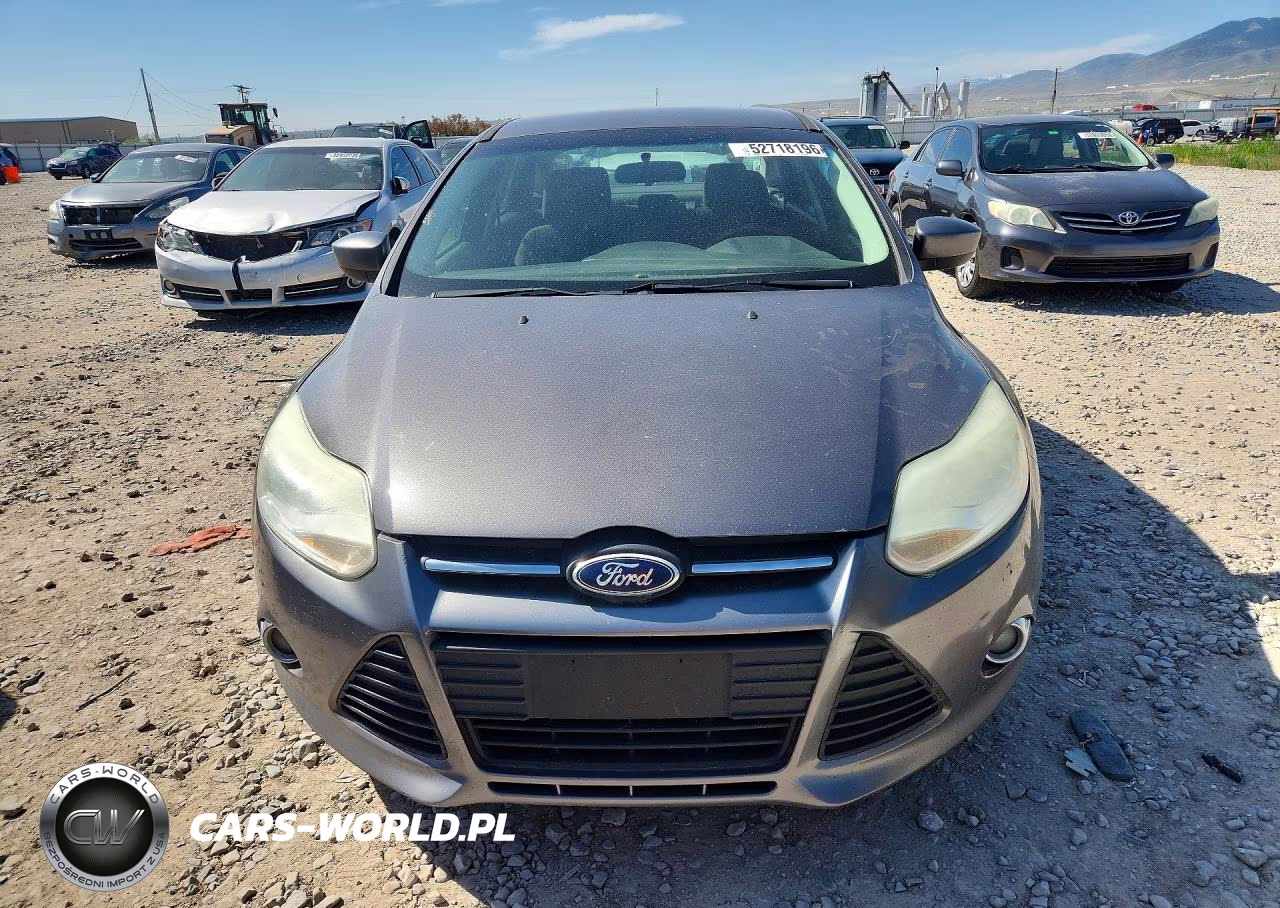 2012 Ford Focus Se VIN:1FAHP3F20CL415644 - 5