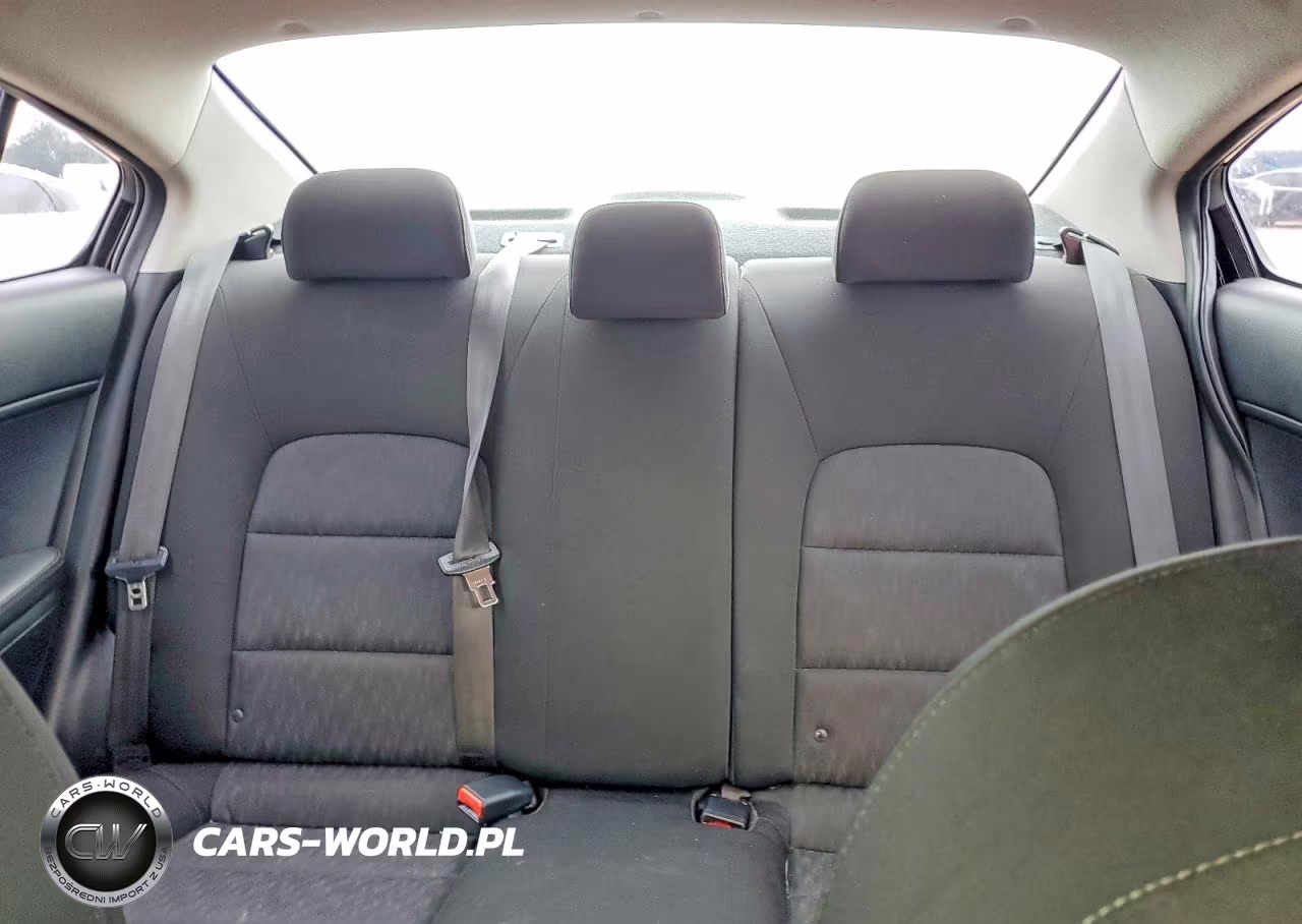2016 Kia Forte Lx VIN:KNAFK4A6XG5577000 - 10