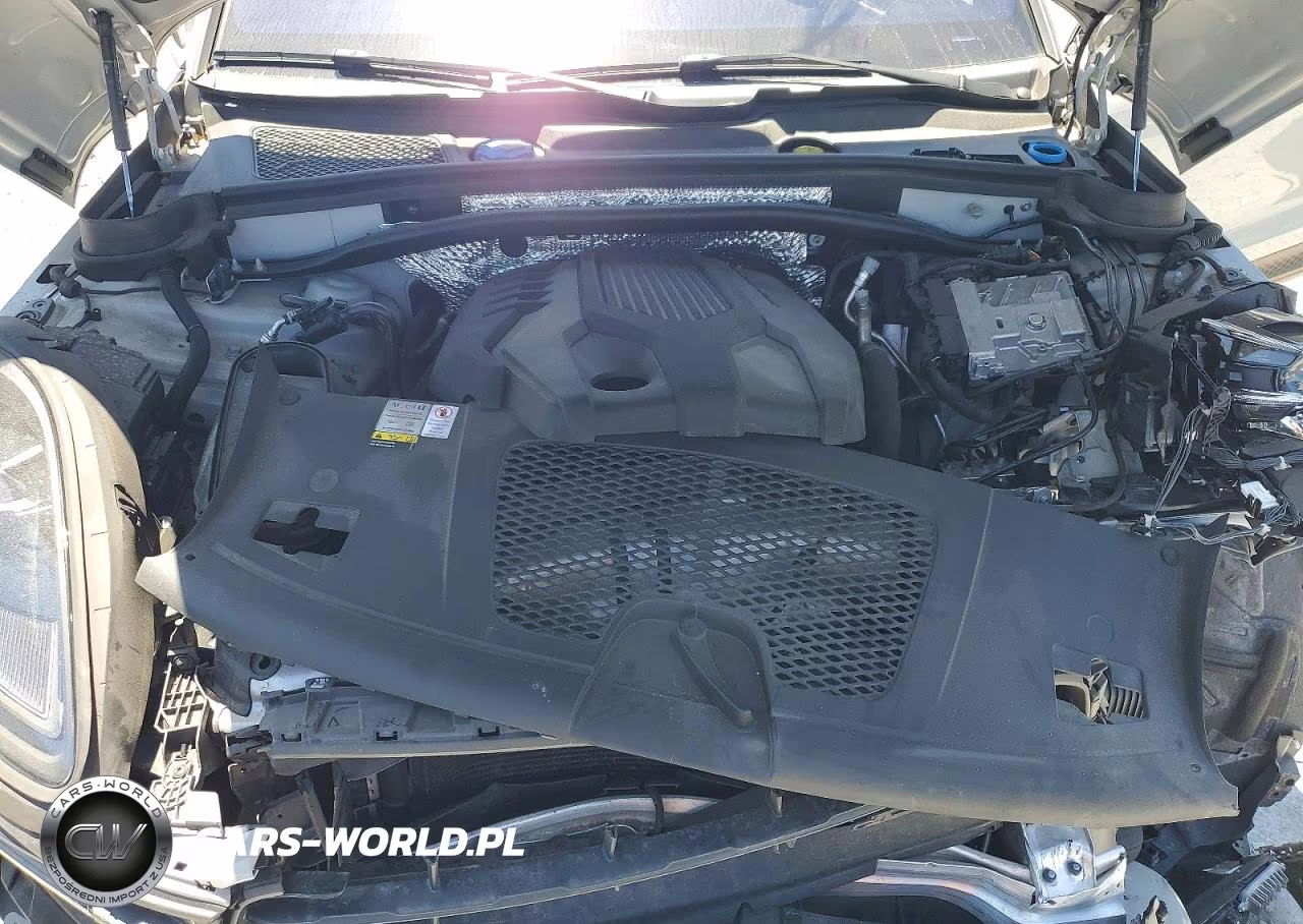2022 Porsche Macan VIN:WP1AA2A55NLB08898 - 12