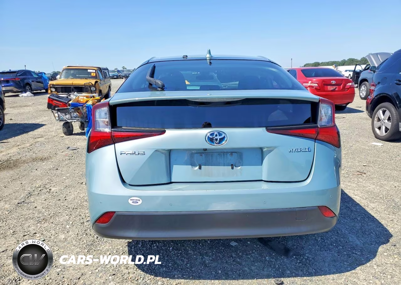 2020 Toyota Prius Le VIN:JTDKARFU8L3119891 - 6