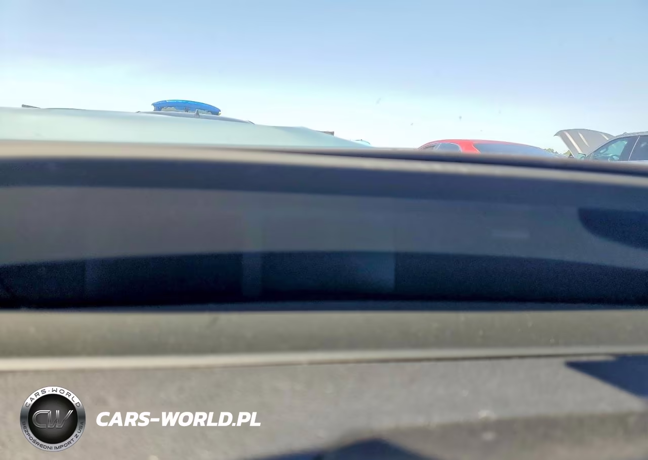2020 Toyota Prius Le VIN:JTDKARFU8L3119891 - 9