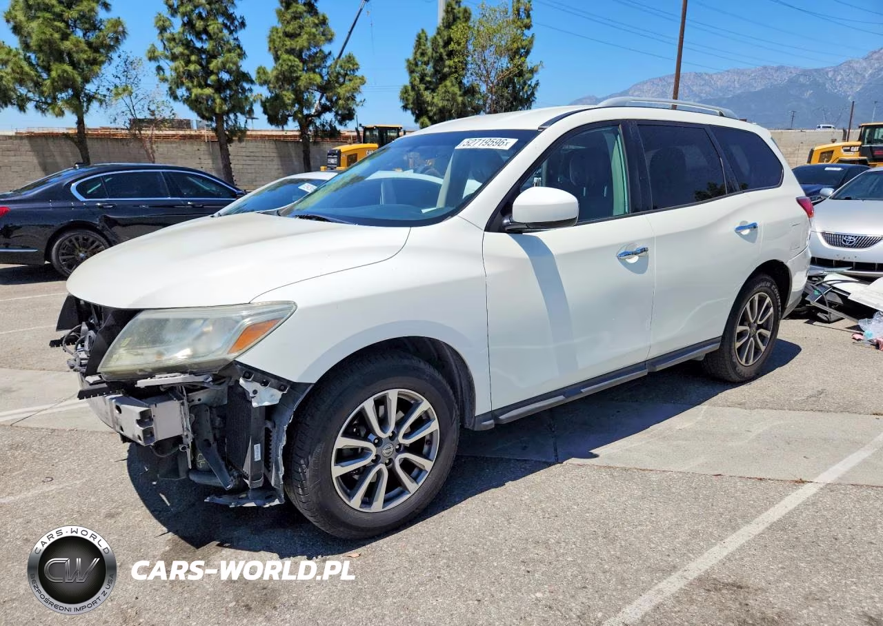 2016 Nissan Pathfinder S