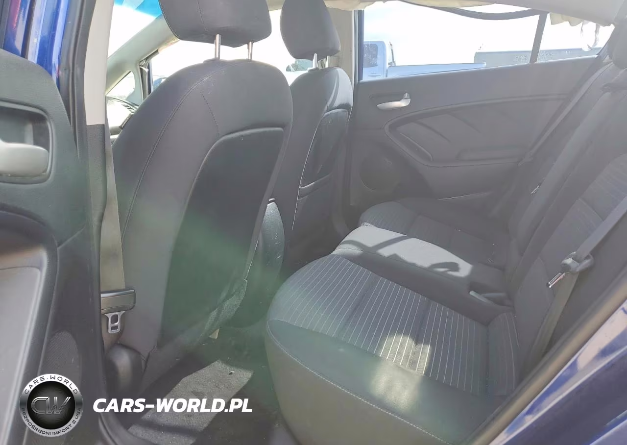 2018 Kia Forte Lx VIN:3KPFL4A79JE170418 - 11