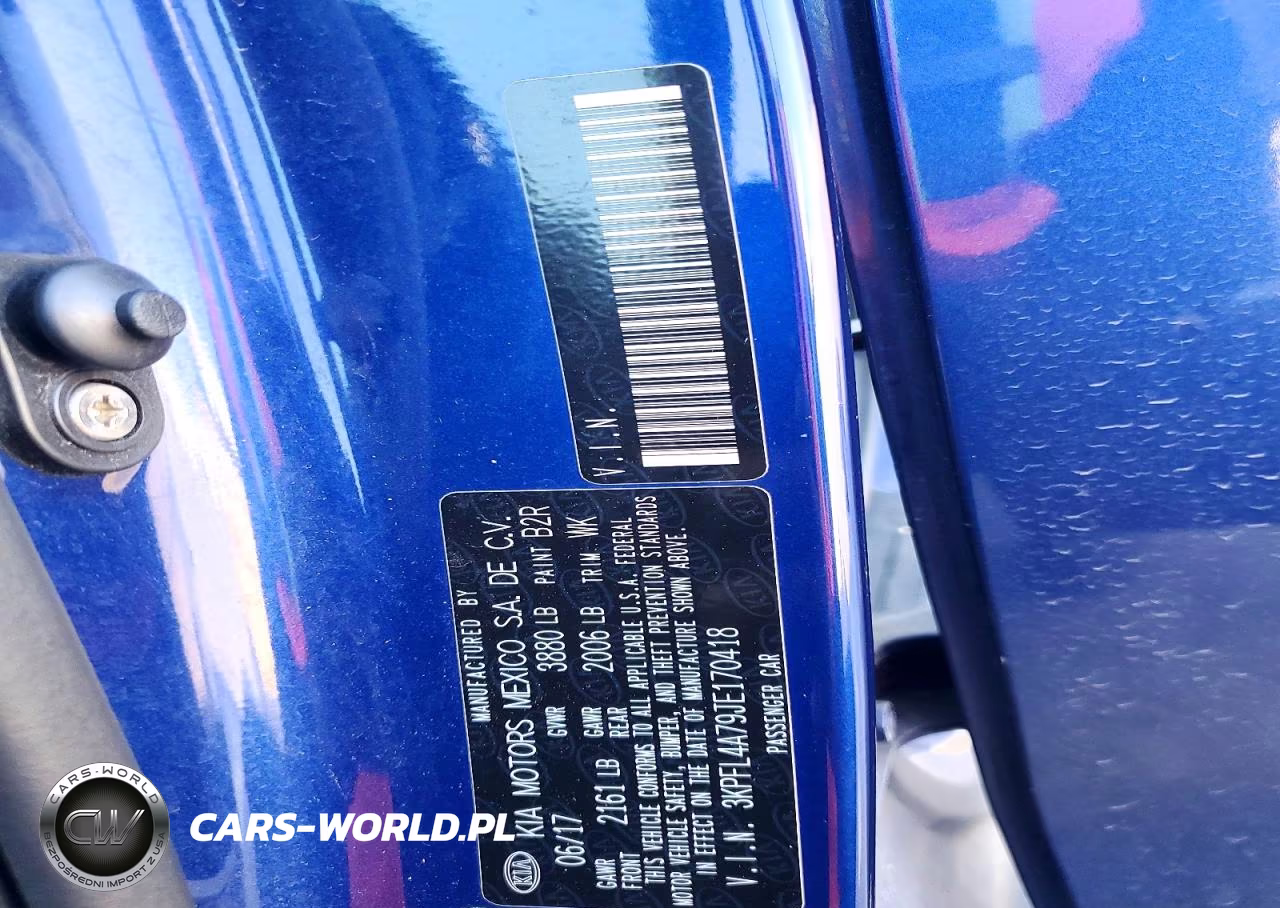 2018 Kia Forte Lx VIN:3KPFL4A79JE170418 - 13