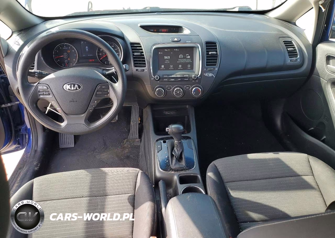 2018 Kia Forte Lx VIN:3KPFL4A79JE170418 - 8